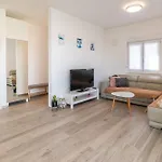Apartamento Krtica 1 Vrbnik (Primorje-Gorski Kotar)